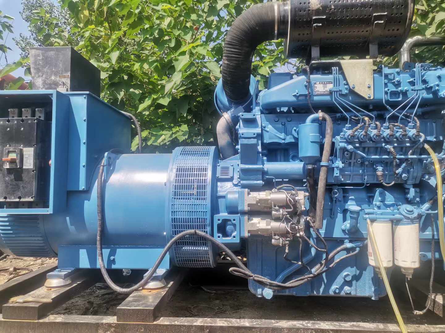 酒泉详细说明降低 800kW 柴油发电机输出电流波动的方法